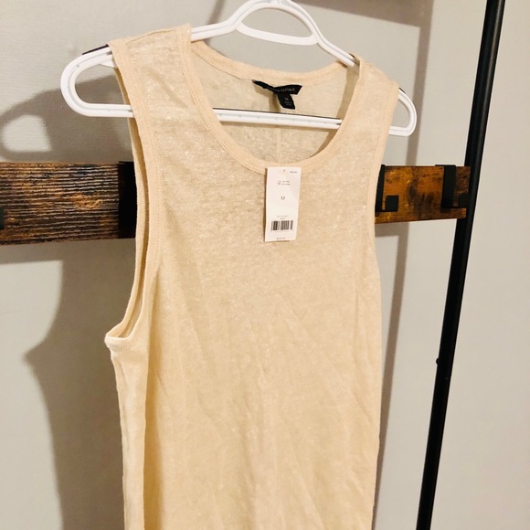 NWT! | Banana Republic | Sleeveless Top | Medium - Picture 3 of 12
